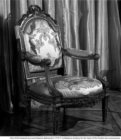 A LATE LOUIS XV GREY-PAINTED SIDE CHAIR - photo 17