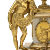 A GEORGE III ORMOLU AND MARBLE TIMEPIECE TABLE CLOCK - Foto 6
