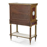A LOUIS XVI ORMOLU-MOUNTED SATINWOOD, AMARANTH AND POLYCHROME-PAINTED SECRETAIRE A ABATTANT - Foto 16