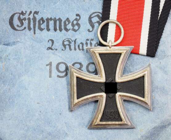 Eisernes Kreuz, 1939, 2. Klasse, in Verleihungstüte - 65. - Foto 1