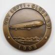 Medaille auf Graf Ferdinand v. Zeppelin - 1909. - Auktionsarchiv