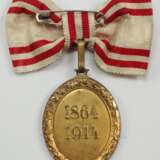 Österreich: Ehrenmedaille vom Roten Kreuz, in Gold, mit Kriegsdekoration. - photo 3