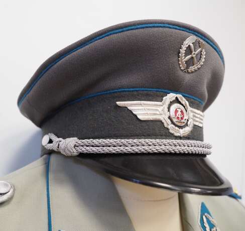 DDR: Uniformnachlass eines Oberst der Luftstreitkräfte. - photo 4