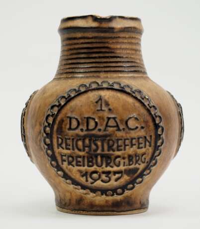 DDAC: Krug auf das 1. DDAC Reichstreffen in Freiburg i.Brg. 1937. - Foto 1