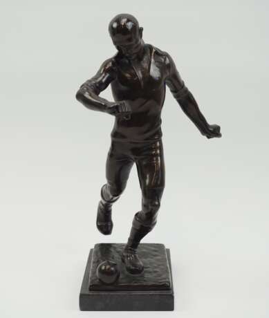 Fußballspieler, Bronzestatuette, um 1900. - Foto 1
