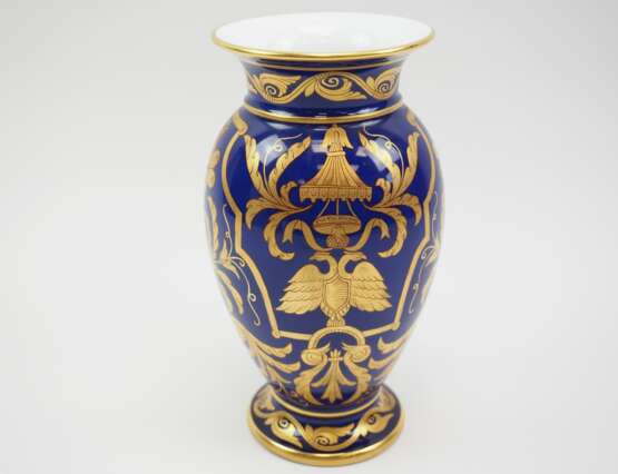 Limoges France für Fabergé: kobaltblaue Vase, dat. 1878. - фото 1