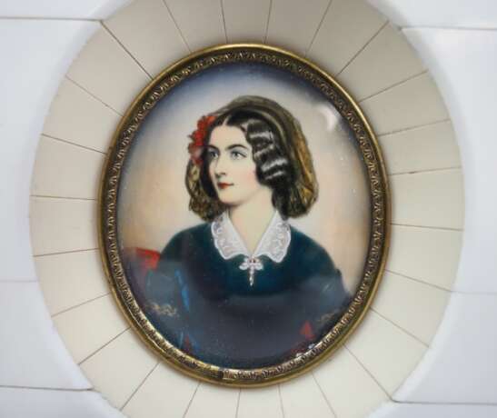 Miniaturporträts um 1800: Bruststück von Lola Montez u.a. - photo 3