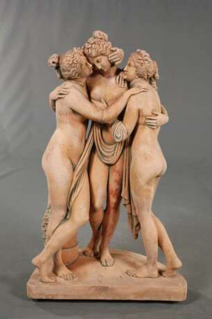 Figurengruppe "Die drei Grazien" - photo 5