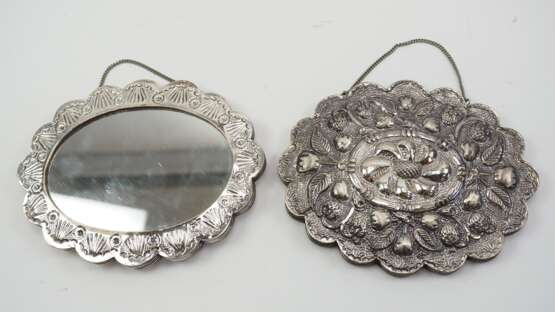 Zwei türkische Spiegel mit Kette, 900er Silber. - Foto 2