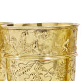 A SET OF FOUR GEORGE IV SILVER-GILT BEAKERS - Foto 3