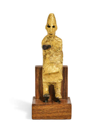 A CANAANITE BRONZE AND SHEET GOLD SEATED DEITY - фото 1