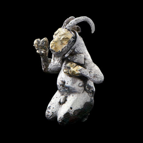 A PROTO-ELAMITE SILVER GILT KNEELING GOAT-HEADED ANTHROPOMORPHIC DEITY - photo 3