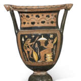 AN APULIAN RED-FIGURED COLUMN KRATER - photo 1