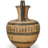 A HADRA WARE BLACK-FIGURED OINOCHOE - Foto 4