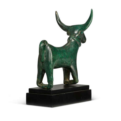 AN AMLASH BRONZE BULL - photo 5