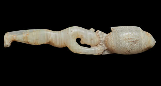 AN EGYPTIAN ALABASTER COSMETIC SPOON - фото 3