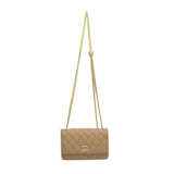 A BEIGE QUILTED LAMBSKIN LEATHER WALLET ON CHAIN WITH GOLD HARDWARE - фото 7