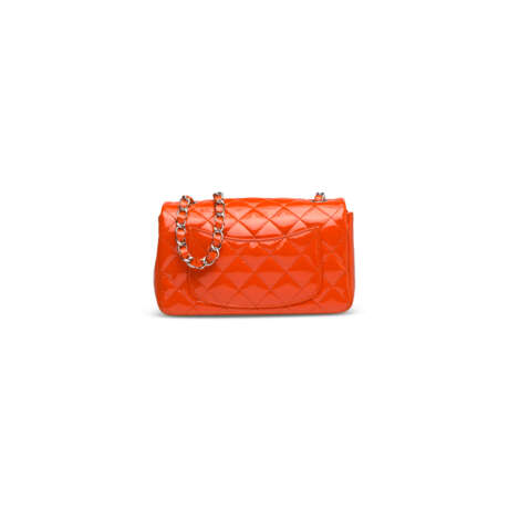 A CORAL PATENT LEATHER MINI CLASSIC FLAP BAG WITH SILVER HARDWARE - photo 4