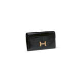 A SHINY BLACK ALLIGATOR CONSTANCE WALLET WITH ROSE GOLD HARDWARE - фото 2