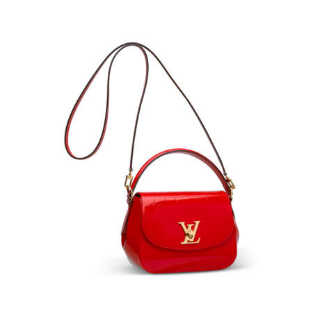 A CHERRY VERNIS LEATHER PASADENA BAG WITH GOLD HARDWARE - photo 2