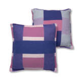 A SET OF THREE: TWO H TISSAGE PILLOWS & A H TISSAGE BLANKET - фото 3