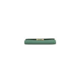 A MALACHITE EPSOM LEATHER CONSTANCE WALLET WITH GOLD HARDWARE - фото 5