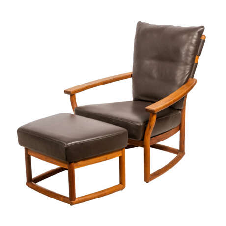 LOUNGE CHAIR WITH OTTOMAN - photo 1