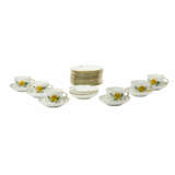 MEISSEN 30-piece coffee service 'Yellow Rose', 2nd choice, 20th c. - фото 3