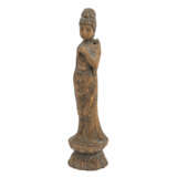 Fine willow wood carving of the Guanyin. CHINA, Qing Dynasty (1644-1911). - photo 1