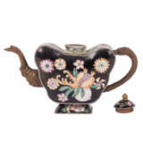 Small jug in the shape of a butterfly, CHINA, 1st half 20th c. - photo 6