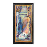 RUSSIAN/ARTIST 20th c., "Still life with violin, rose in blue glass bottle and mask", - photo 2