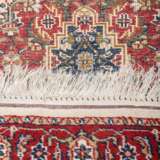 3 carpets, with Herati pattern ornaments: - photo 5