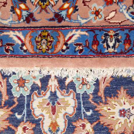 2 oriental carpets. ISFAHAN/PERSIA, 20th c., - photo 5