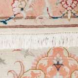 Oriental carpet with silk. Gallery, TÄBRIZ, mid-20th century, ca. 218x75 cm. - photo 4