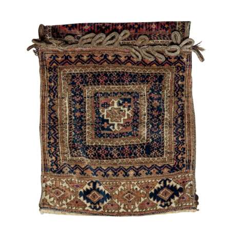 Tekke bag. TURKMENISTAN, c. 1900, c. 117x46 cm. - photo 3