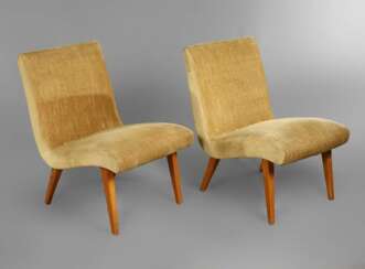 Zwei Sessel Modell "Vostra"