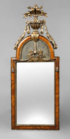 Klassizistischer Spiegel - Foto 1