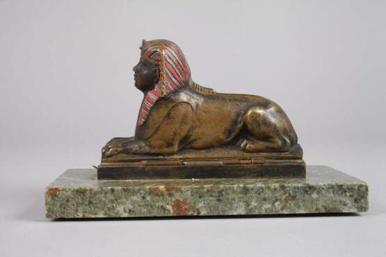 Franz Xaver Bergmann, erotische Bronze als Sphinx - Foto 5