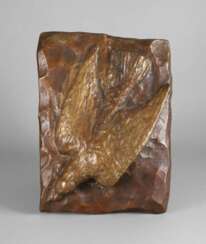 Dario Malkowski, Bronzerelief Falke