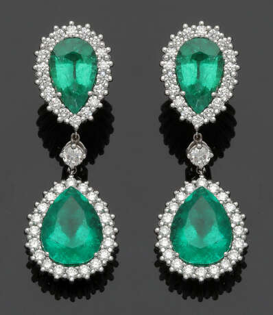 Paar Smaragd-Ohrgehänge in exzellenter Minor-Qualität - фото 1