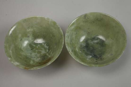Zwei Jade-Schälchen - photo 2