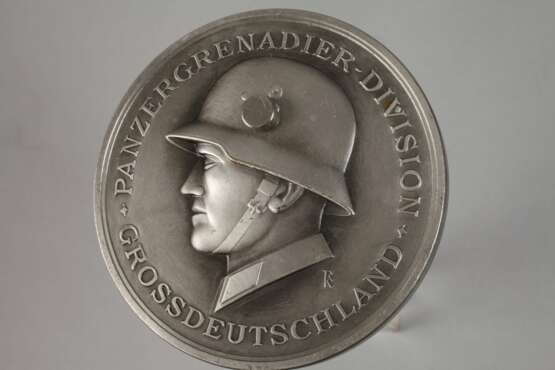 Medaille Panzergrenadierdivision Großdeutschland - Foto 2