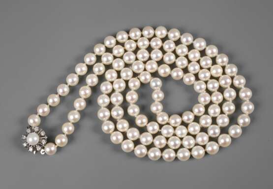 Feine Perlenkette - фото 1