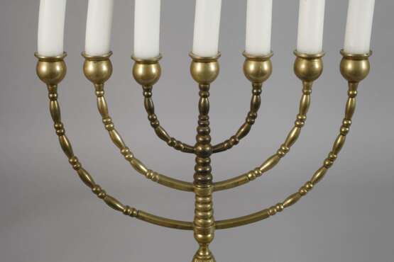 Judaica großer Menoraleuchter - photo 2