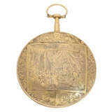 Taschenuhr: hochfeine, große goldene Spindeluhr mit Datumsfunktion und seltener gravierter Szene, Dubois et Fils No.8365, ca.1780 - Foto 2