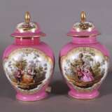 «Les vases de la paire de Dresde 1860- 1880-e de l'année de la porcelaine» - photo 1