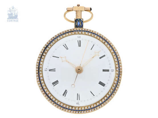 Taschenuhr: exquisite, große und hochfeine Gold/Emaille-Taschenuhr mit Perlenbesatz "Royal Blue", Werk mit Kommahemmung und Zentralsekunde, zugeschrieben Jaquet Droz, für den chinesischen Markt, ca.1790 - Foto 2