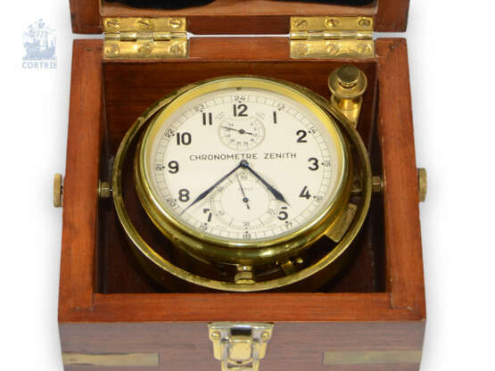 Marinechronometer: seltenes und feines Marine-Chronometer mit 54-h-Gangreserve, "CHRONOMETRE ZENITH", No. 32450, 40er Jahre - фото 1