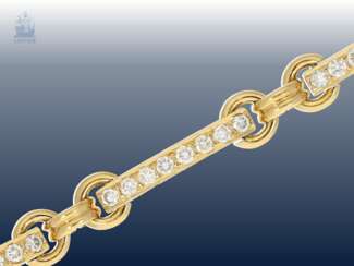 ArmbanDurchmesser: ausgefallenes Brillant-Armband, sehr hochwertige Goldschmiedearbeit, ca. 1,68ct