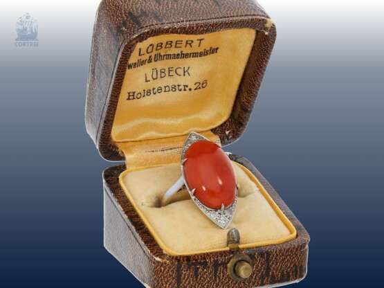 Ring: ausgesprochen schöner vintage Goldschmiedering mit Diamanten und seltener dunkelroter Koralle - фото 1